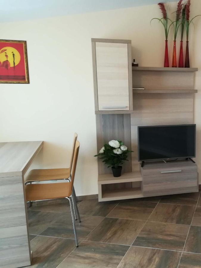 Ferienwohnung Къщата С Чешмата Weliko Tarnowo Exterior foto